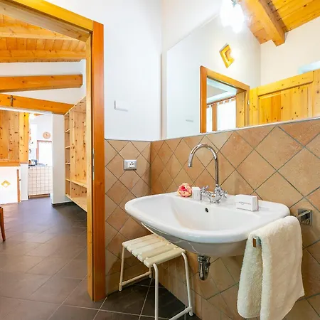 Vakantiehuis Casa Tra Borgo E - Happy *