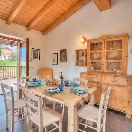 Vakantiehuis Casa Tra Borgo E - Happy